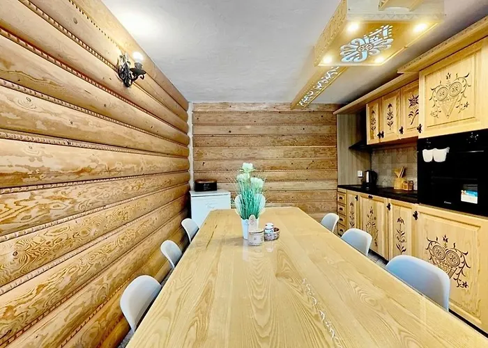 Sasanka 샬레 코스실리스코